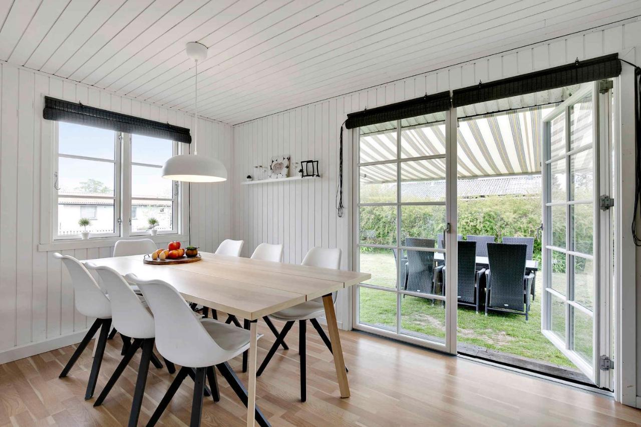 Nyistandsat Sommerhus Med Kaerlighed Og Sjael Kyndelose エクステリア 写真