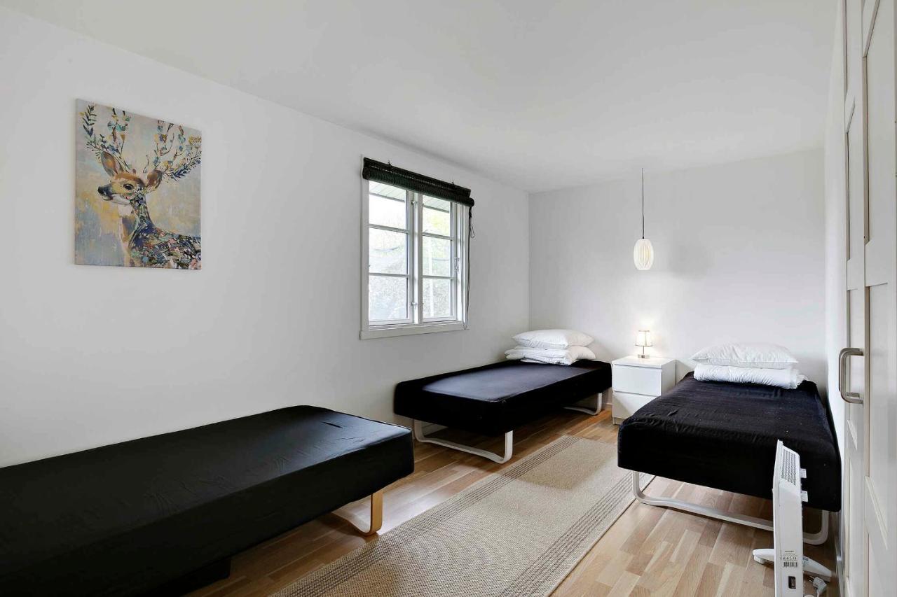 Nyistandsat Sommerhus Med Kaerlighed Og Sjael Kyndelose エクステリア 写真
